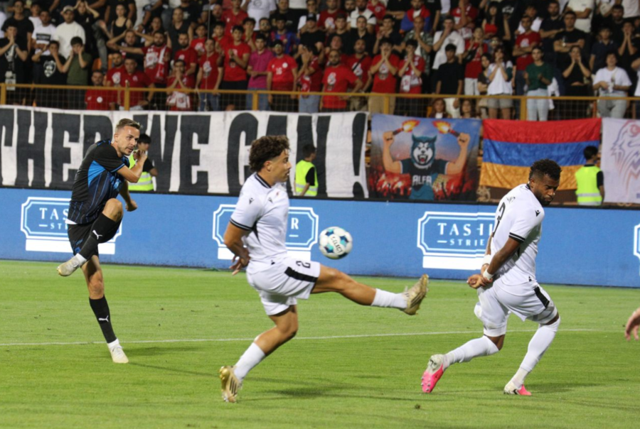 Ararat Armenia vs Univ. Craiova (23:00 - 27/08)